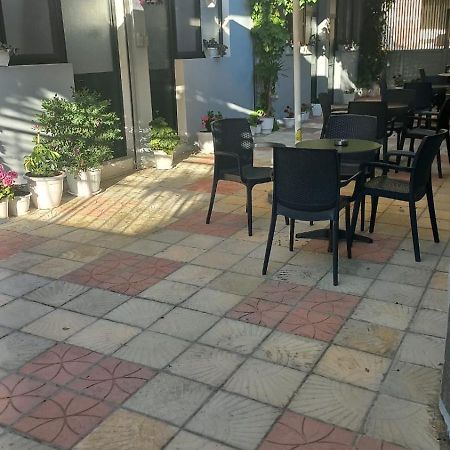 Arben Lägenhet Durrës Exteriör bild